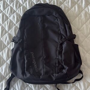 Patagonia Refugio Backpack 26L, Black, Laptop Bag, Travel Carry-On, Hiking